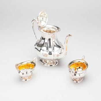 KAFFESERVIS, 3 delar, silver, Hopeakeskus Oy, Tavastehus 1967-68. Totalvikt ca 965 g.