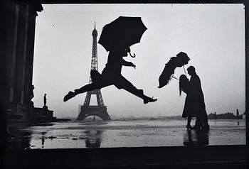 268. Elliott Erwitt, "Paris, France, 1989".