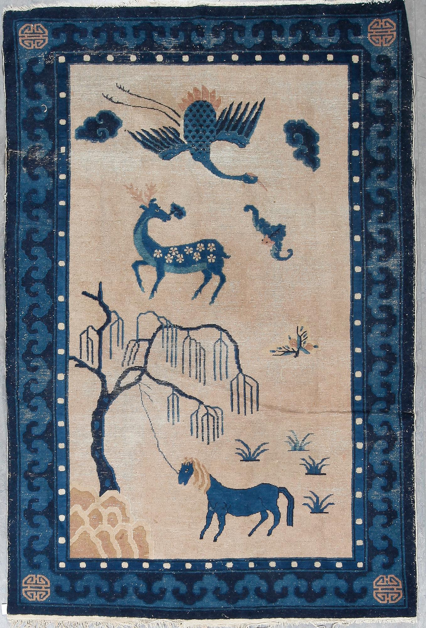 MATTA, semiantik Kina. Figural, ca 267x182 cm.