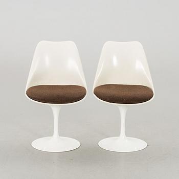 EERO SAARINEN, a set of two Tulip chairs.