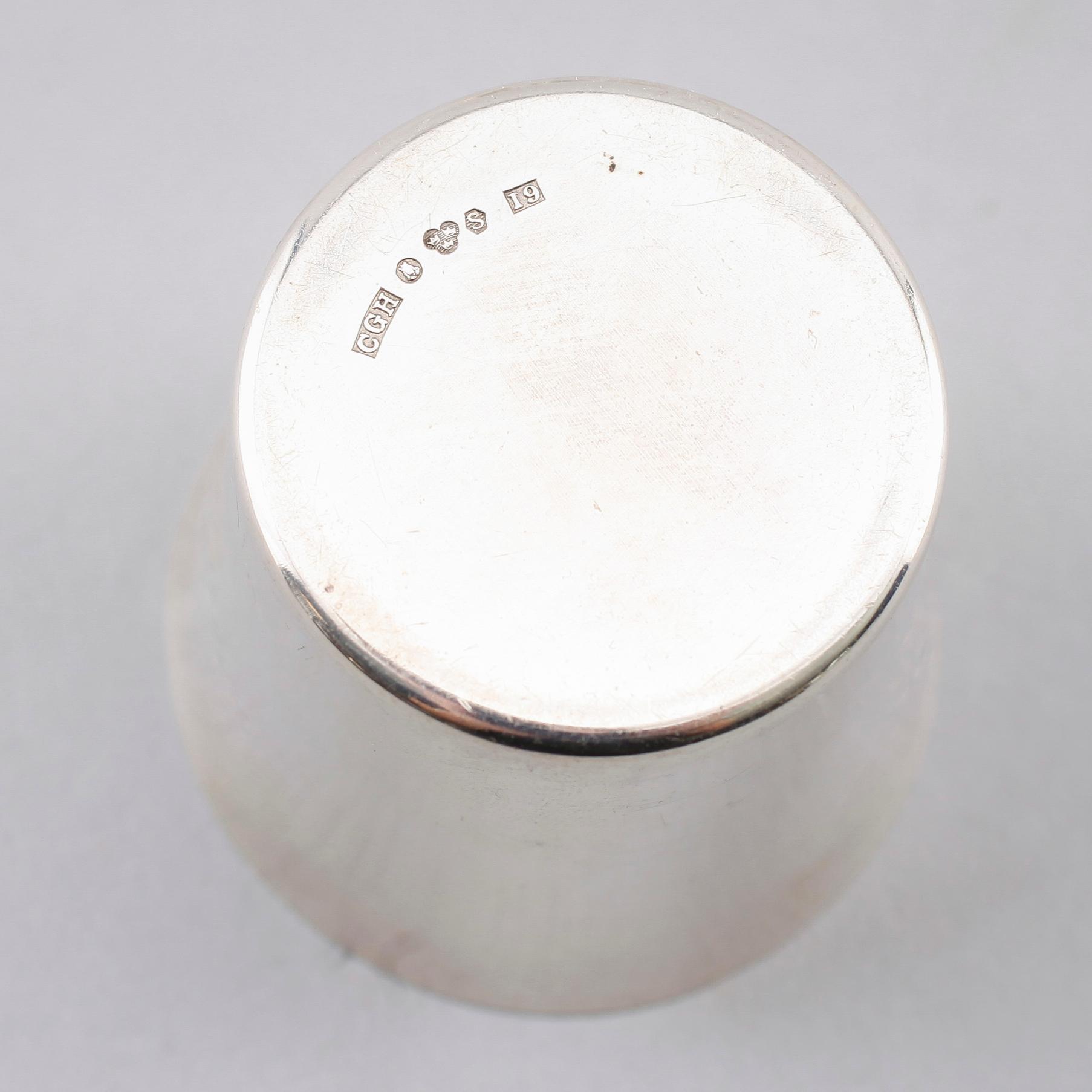 BÄGARE, 12 st, silver, CG Hallberg, Stockholm 1959. Vikt ca 299 gram.