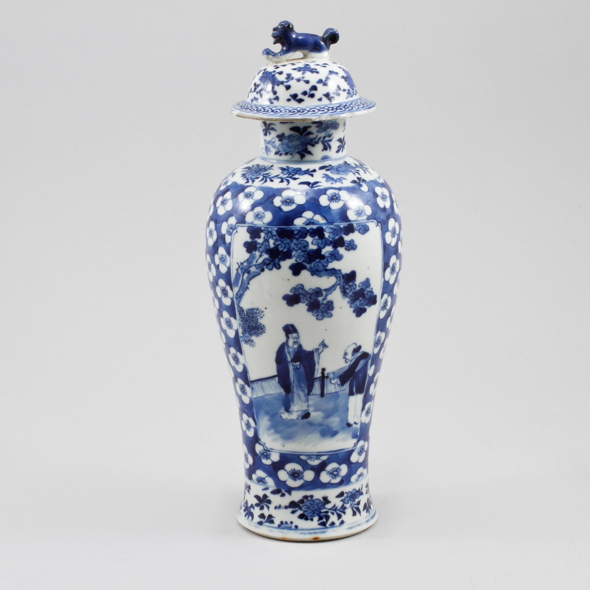 LOCKURNA, porslin, Kina, 1800-tal.