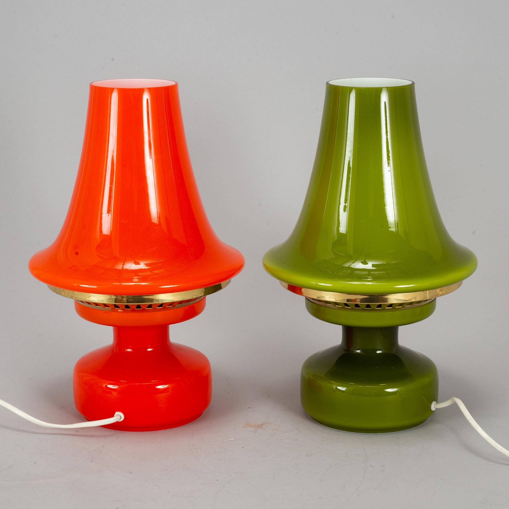 HANS-AGNE JAKOBSSON, a pair of glass table lamps, Markaryd, second half of the 20th century.