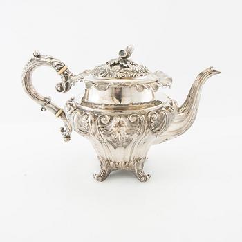 Gustaf Möllenborg, tekanna silver nyrokoko Stockholm 1842.