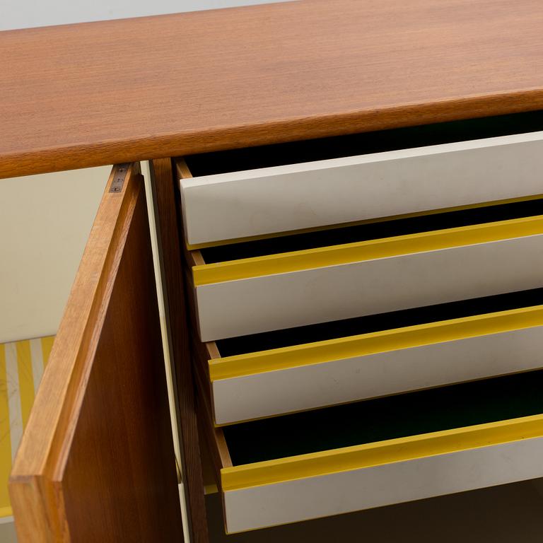 SIDEBOARD, troligen Möbelfakriken Linden, Horda, 1900-talets andra hälft,