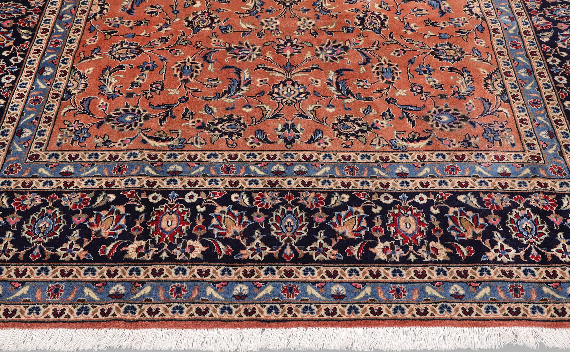 A Saruk carpet, 347 x 245 cm.