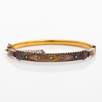 Bracelet, 8/8 cut diamonds, 15K gold, late 19th century.