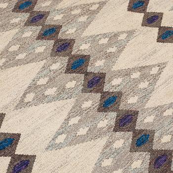 CARPET. Tapestry weave. 252,5 x 191,5 cm. Signed SH BK.