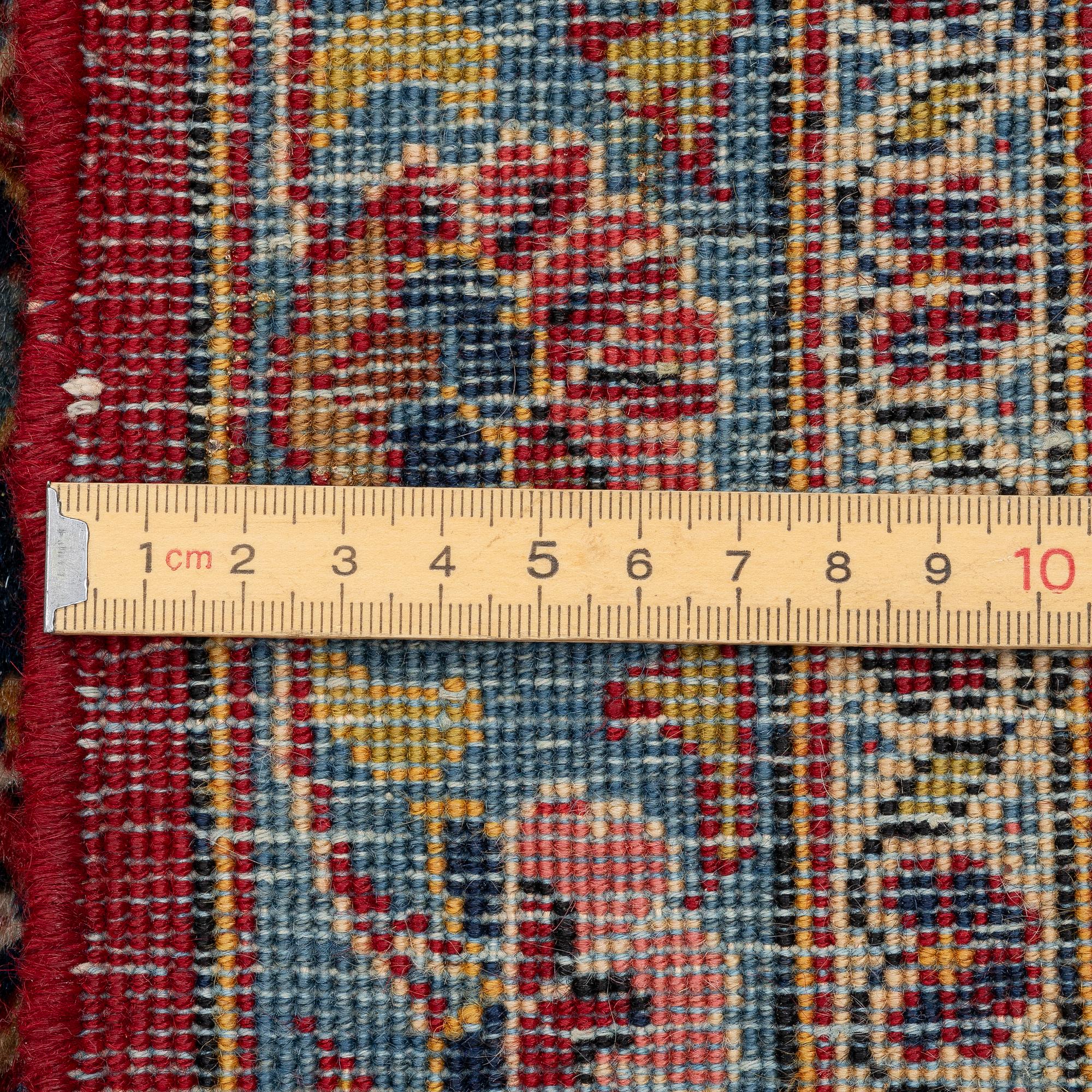 Matta, orientalisk, figural, ca 168 x 108 cm.