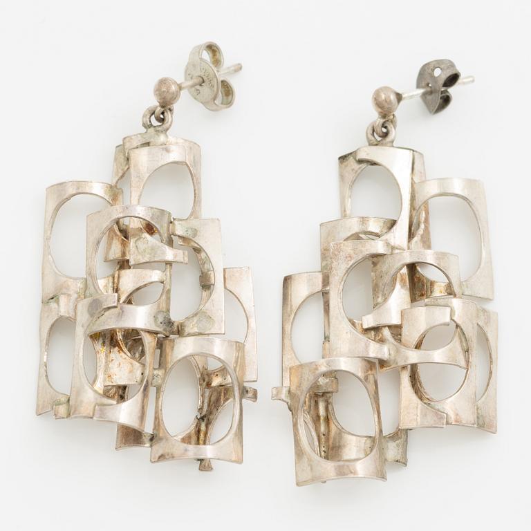 Rey Urban, örhängen, ett par, silver.