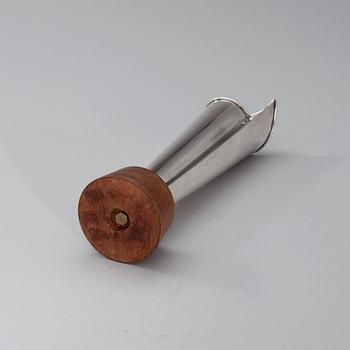VAS, silver och teak, Tapio Wirkkala, Hopeakeskus, Tavastehus 1964.