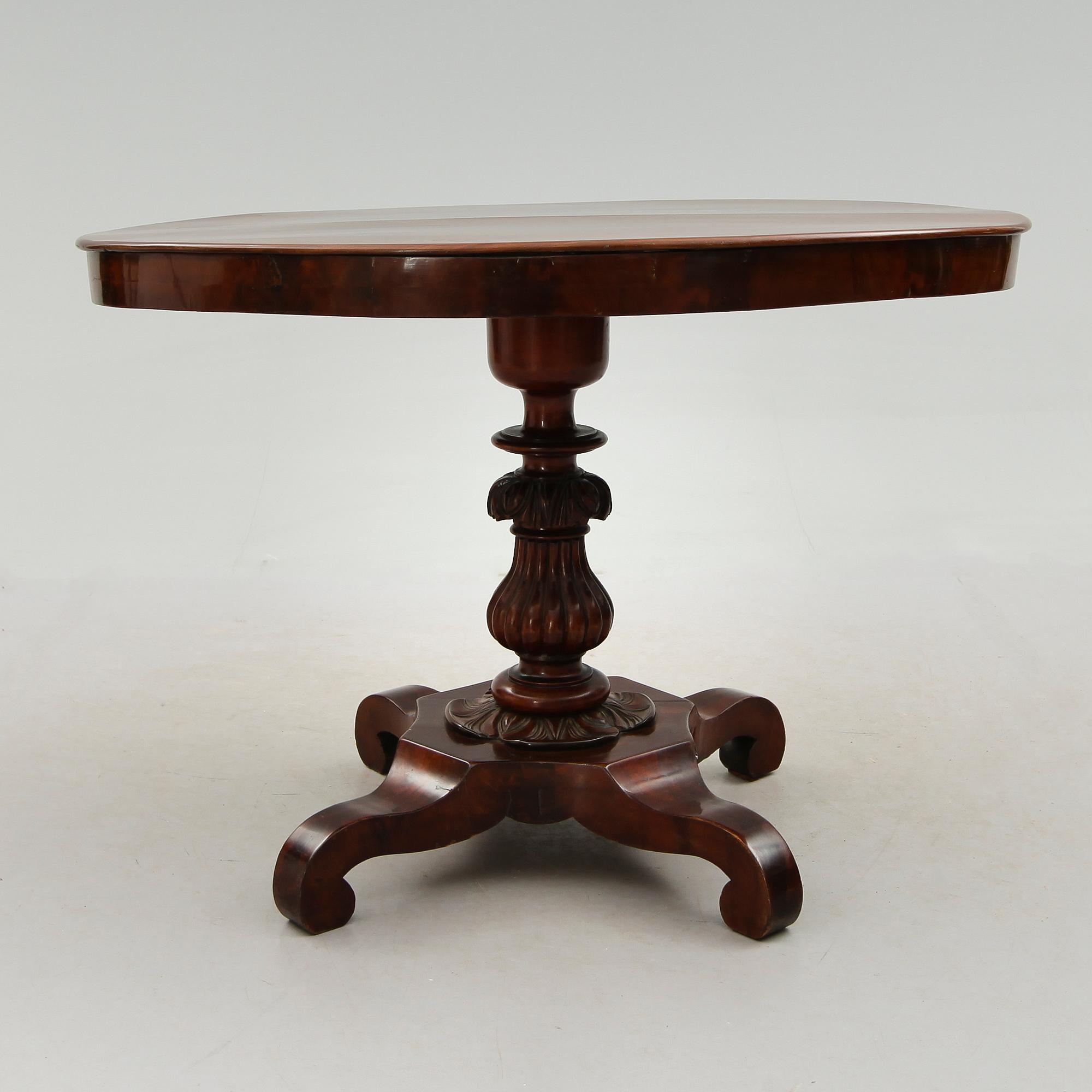 BORD, senempire, 1800-talets mitt.