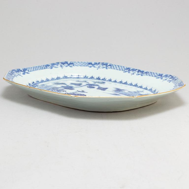 SERVERINGSFAT/STEKFAT, kompaniporslin. Qingdynastin, Qianlong (1736-95).