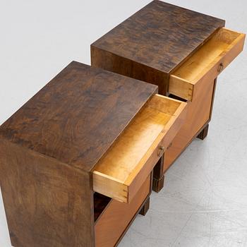 A pair of birch bedside tables, Svenska Möbelfabrikerna Bodafors, 1930-/40-tal.