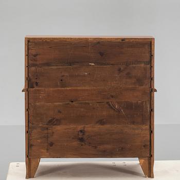 SNEDKLAFFSEKRETÄR, barockstil. 1900-tal.