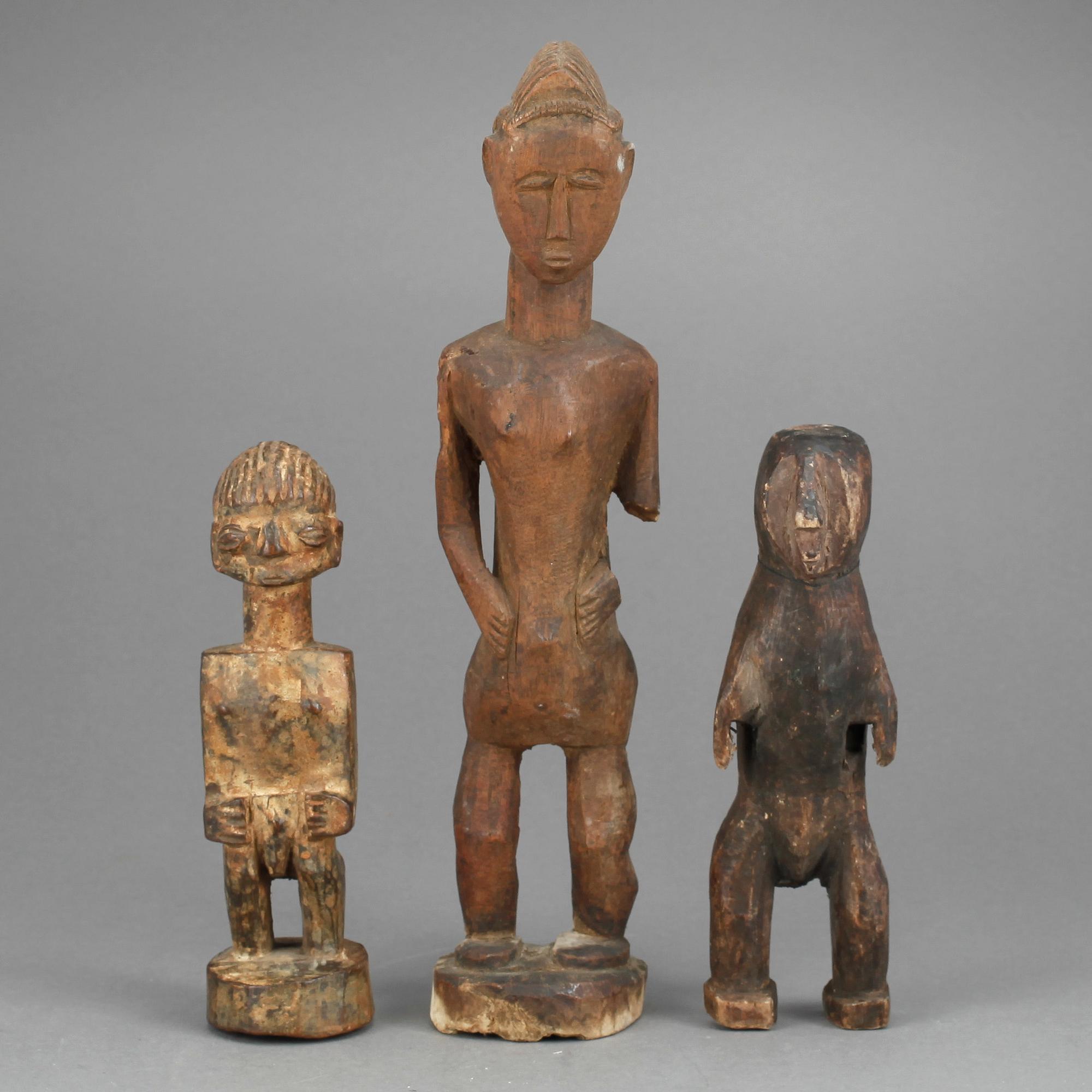 FIGURER, 3 st, Västafrika, 1900-tal.