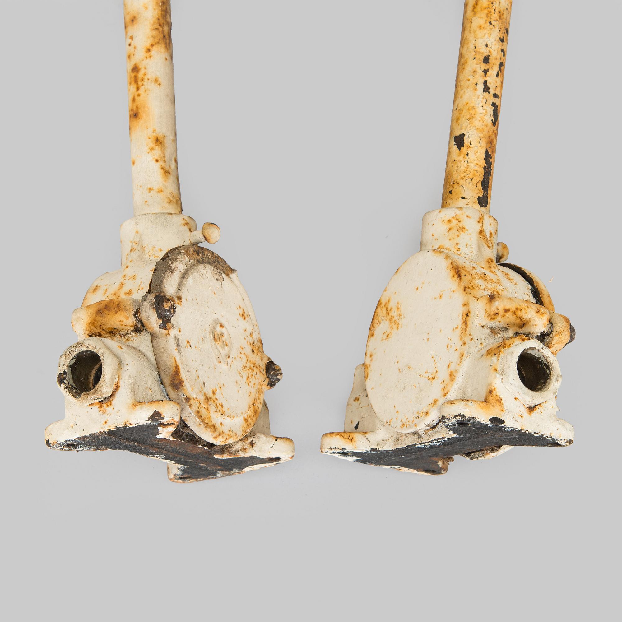 Paavo Tynell, seinä- / ulkovalaisinpari, malli 7308, Taito / Idman, 1930-luku.