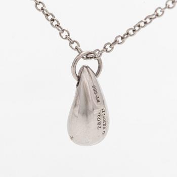Tiffany & Co, Elsa Peretti, kaulakoru, "Teardrop", platinaa.