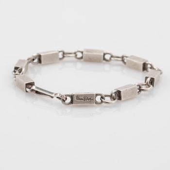 Wiwen Nilsson, Bracelet, sterling silver, Lund, 1962.
