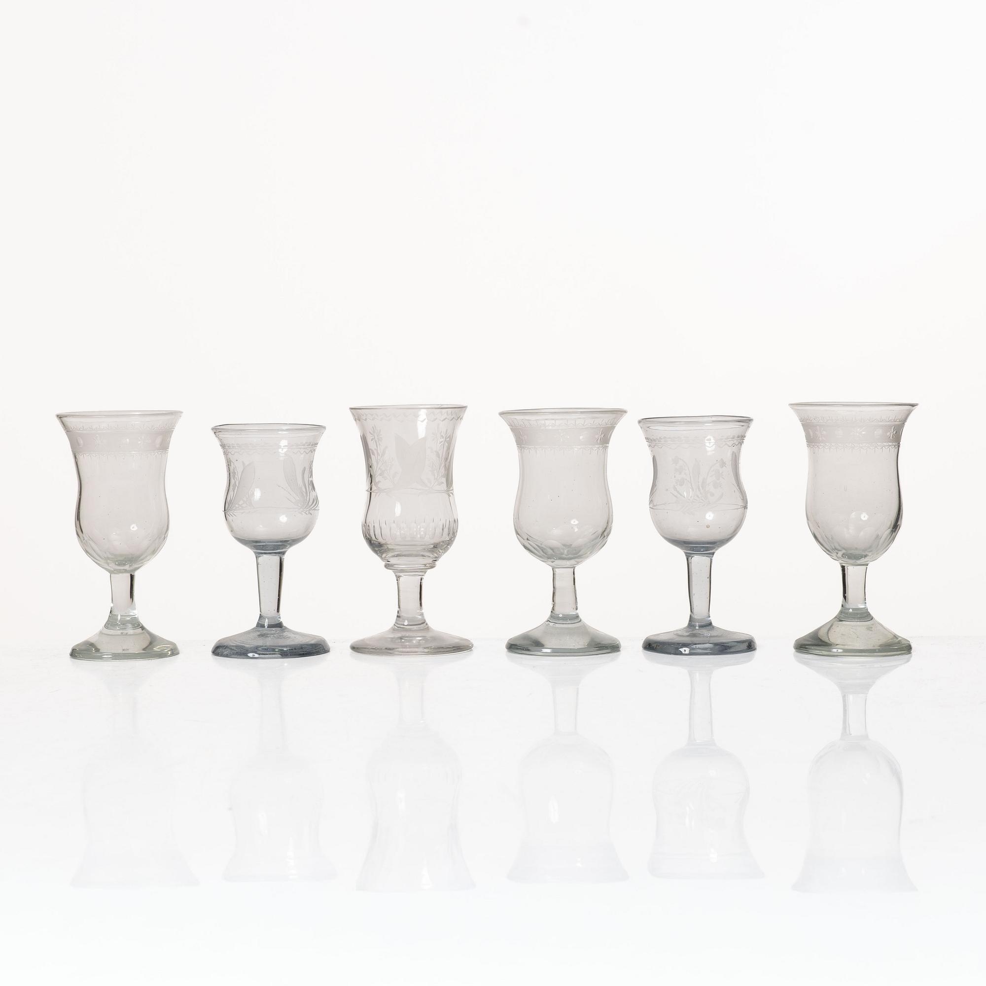 18 wine glasses, 19th century.