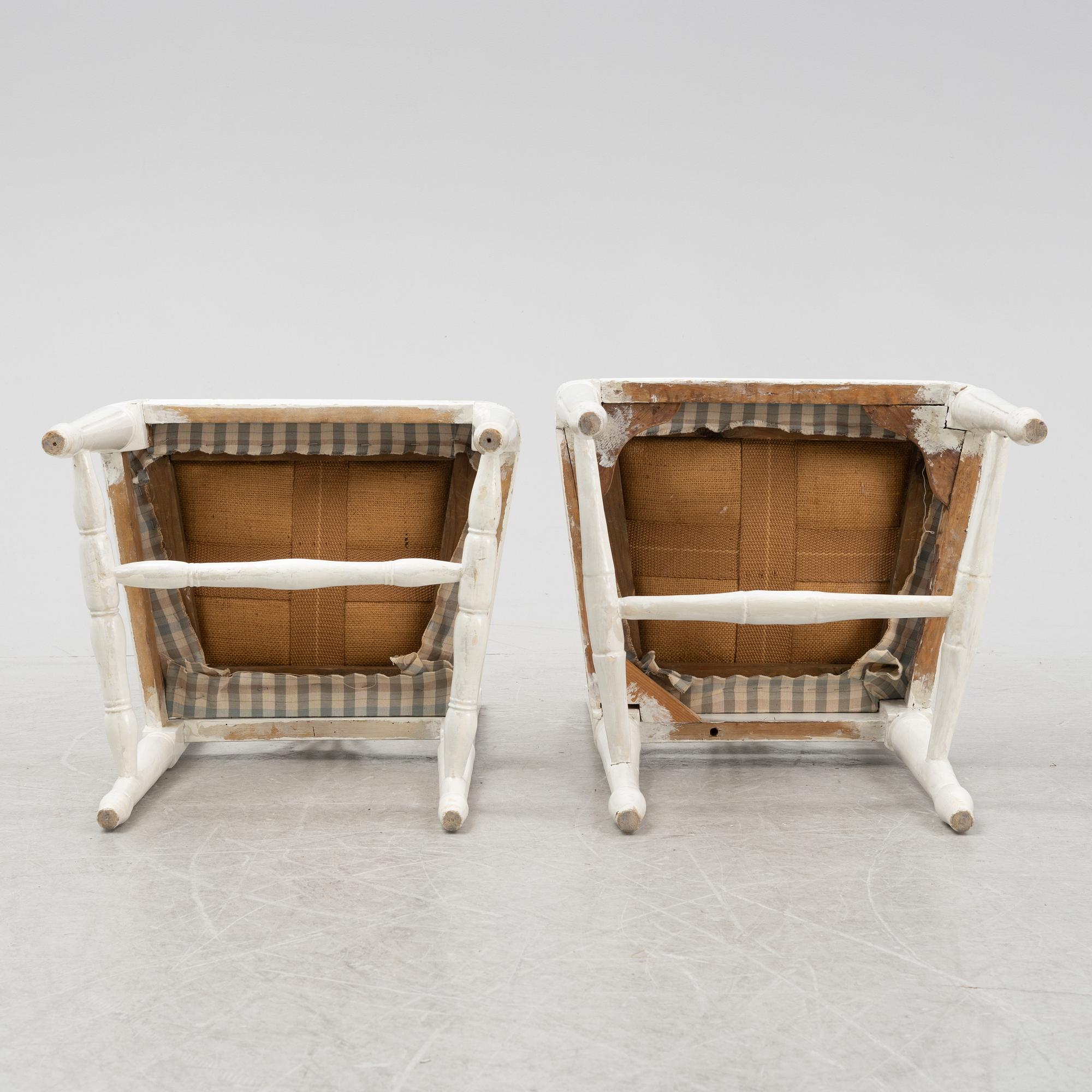 Stolar, 2 st, snarlika, gustavianska, 17-och 1800-tal.