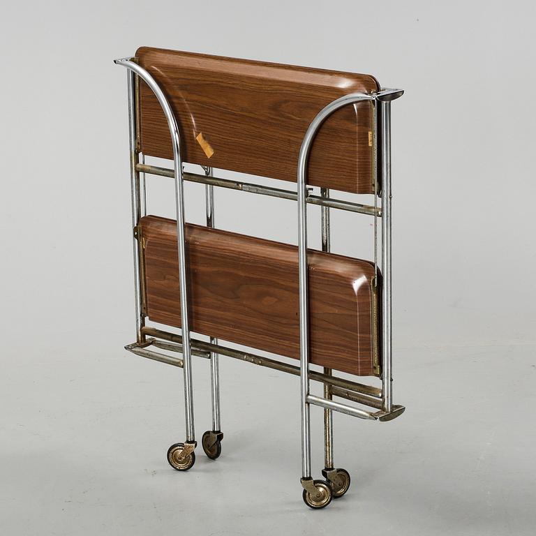 SERVERINGSVAGN, 1900-talets mitt.
