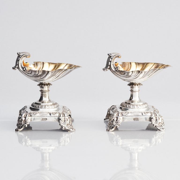 A Swedish pair of salt cellars, parcel-gilt silver, marks of Gustaf Möllenborg, Stockholm 1838.