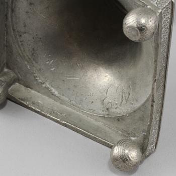 LJUSSTAKAR, ett par, tenn, 1800-tal.