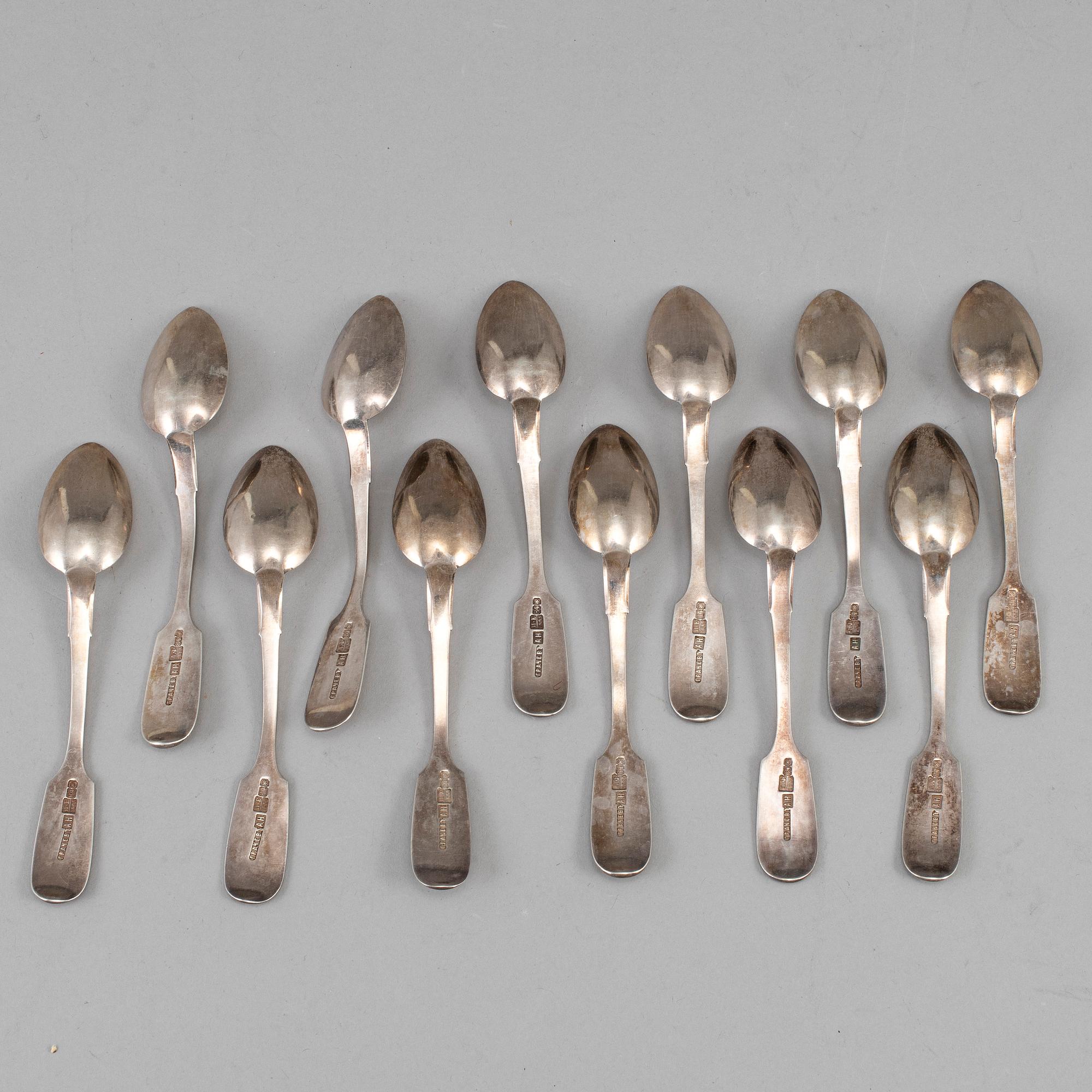 A set of 12 Russian silver coffee-spoons, mark of Grachev, St. Petersburg 1888.