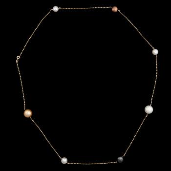 A NECKLACE, cultured South sea pearls, 18K gold.