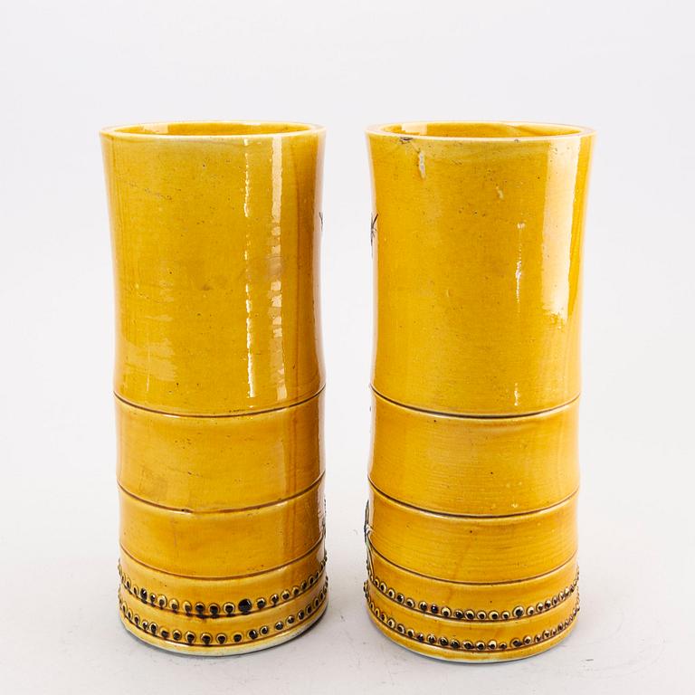 A pair of Chinese 20th century porcelain brush stands.