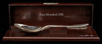 UPPLÄGGNINGSSKEDAR, 2 st, silver, bl.a Anna-Stina Åberg, 1980-tal. Vikt 380 g.