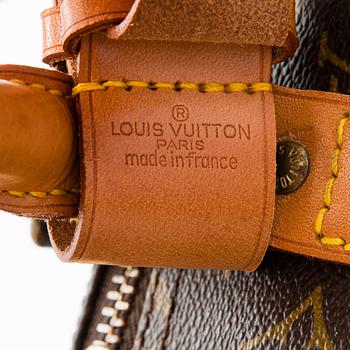 Louis Vuitton, A Monogram canvas 'Keepall 55' Bag.