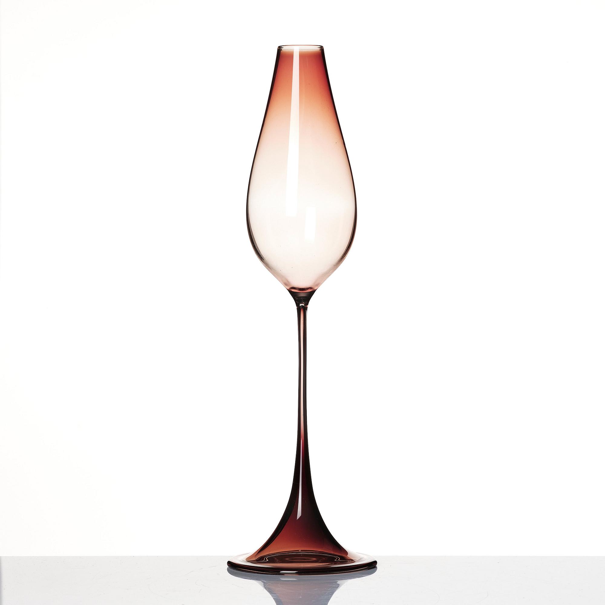 Nils Landberg, a 'Tulip' glass goblet, Orrefors, Sweden 1950s.