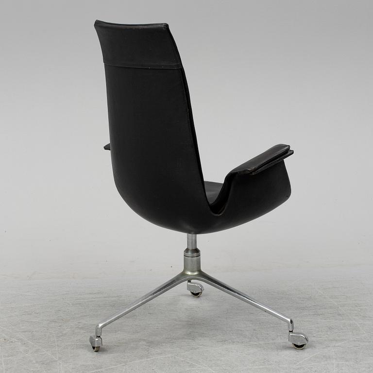 PREBEN FABRICIUS & JÖRGEN KASTHOLM, 'Tulip' easy chair.