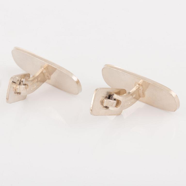 Gustaf Dahlgren & Co, manschettknappar, två par, silver.