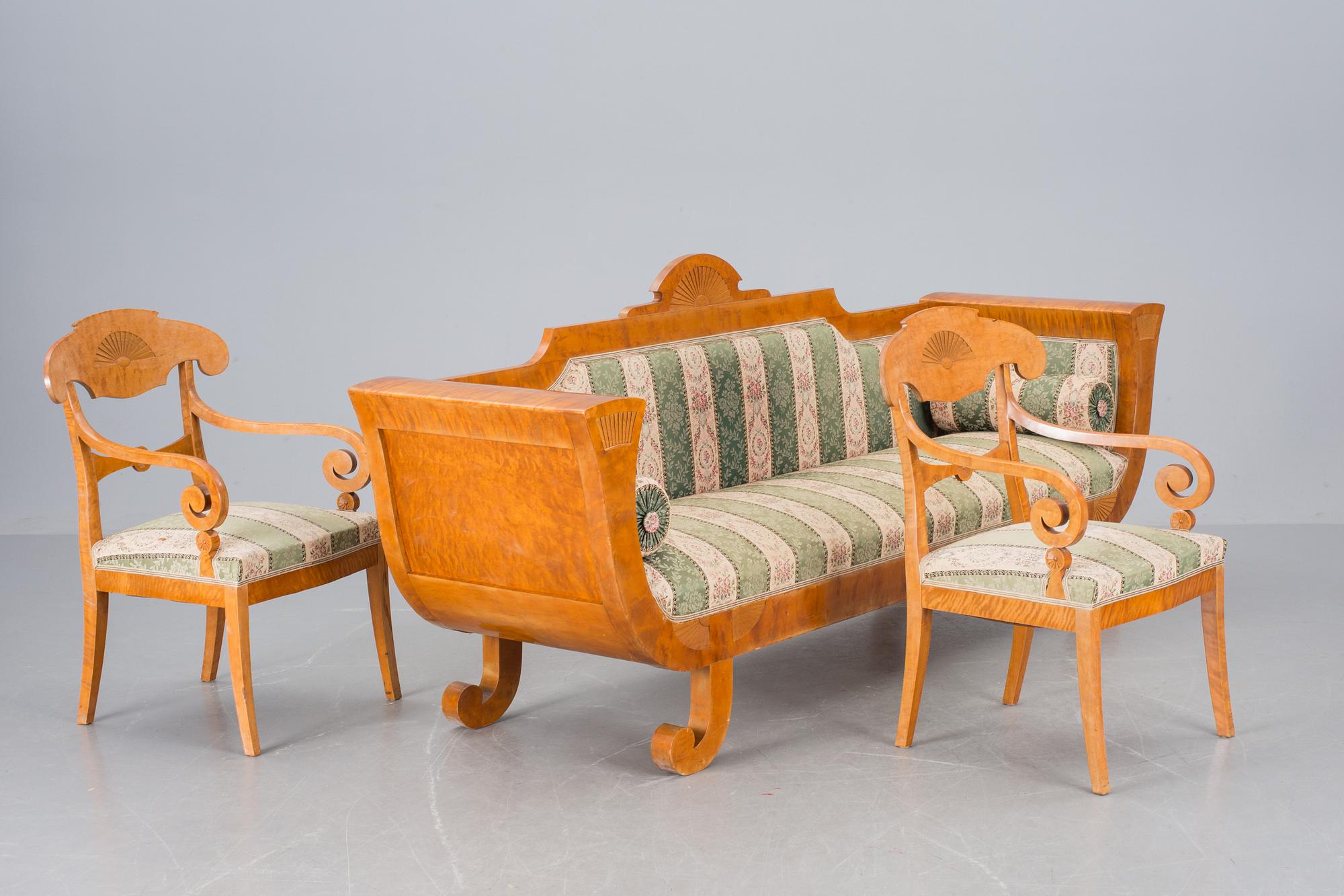 SALONGSGRUPP, 11 delar, Karl Johansstil, 1900-tal.