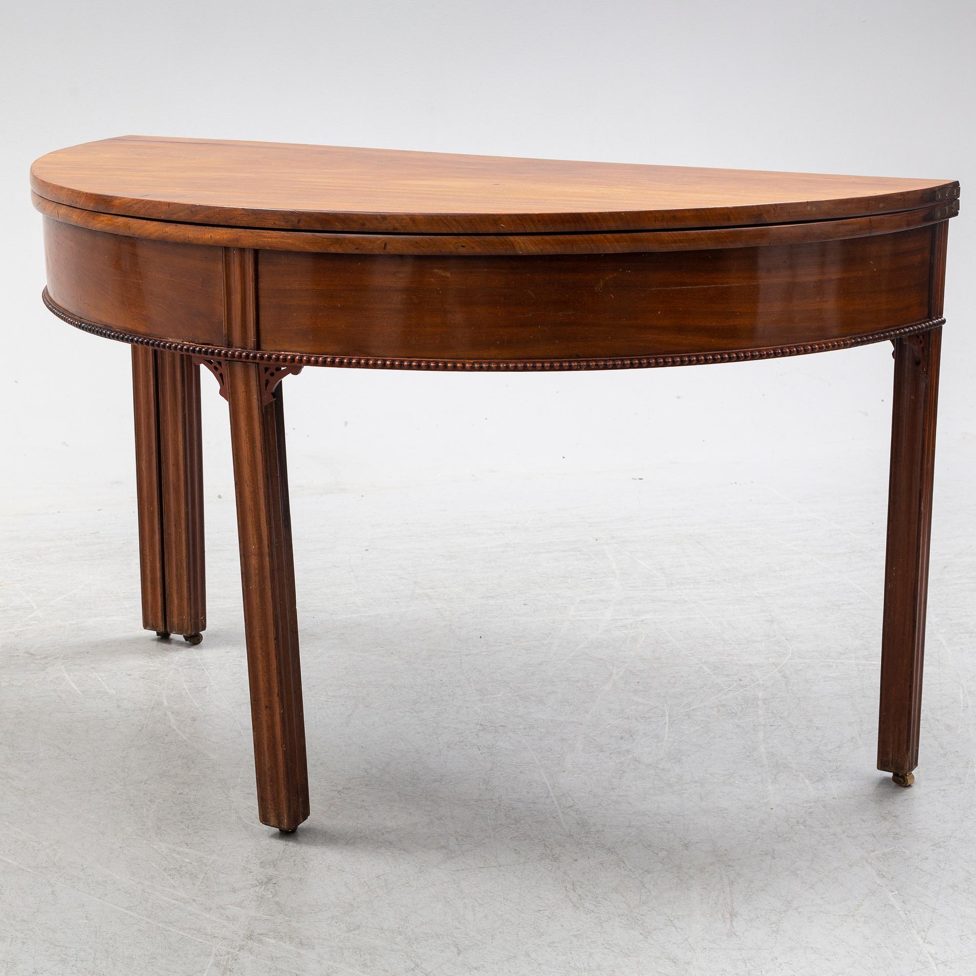 MATBORD, sengustavianskt, 1800-talets början.