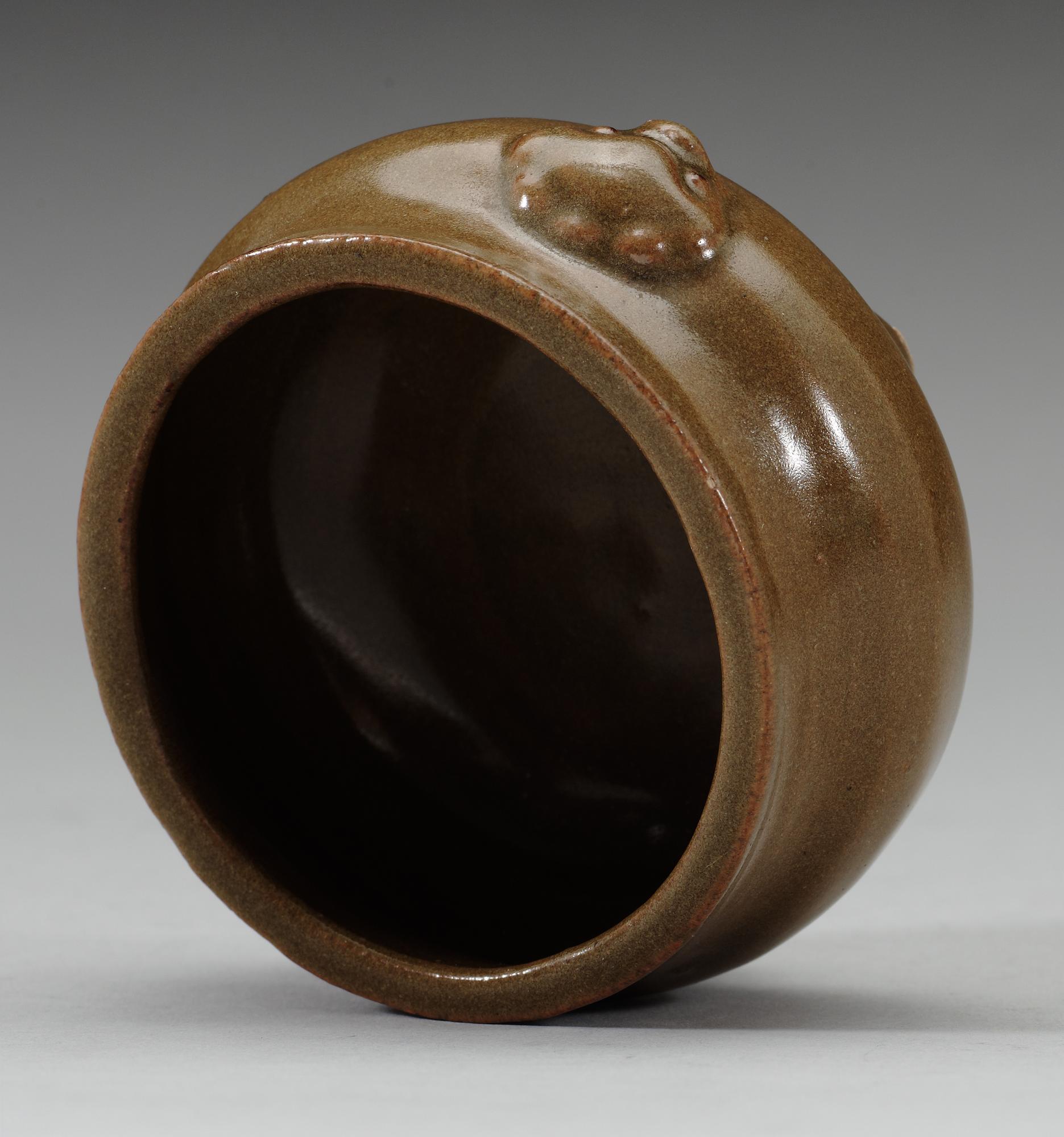 RÖKELSEKAR, porslin. Qing dynastin, Qianlong (1736-95).
