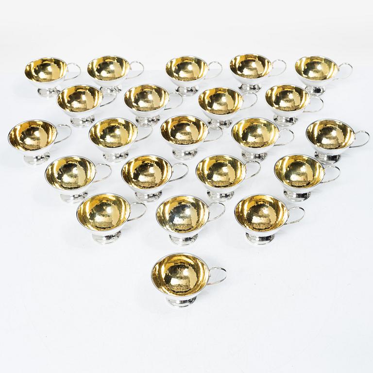 Punchmuggar, 22 st, silver, Ceson Guldvaru AB, Göteborg 1976-1979.