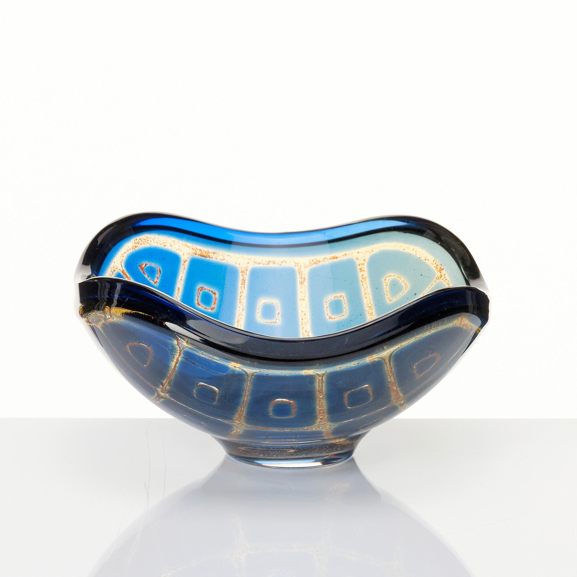 Sven Palmqvist, a 'Ravenna' glass bowl, Orrefors, Sweden 1960 or 1962.