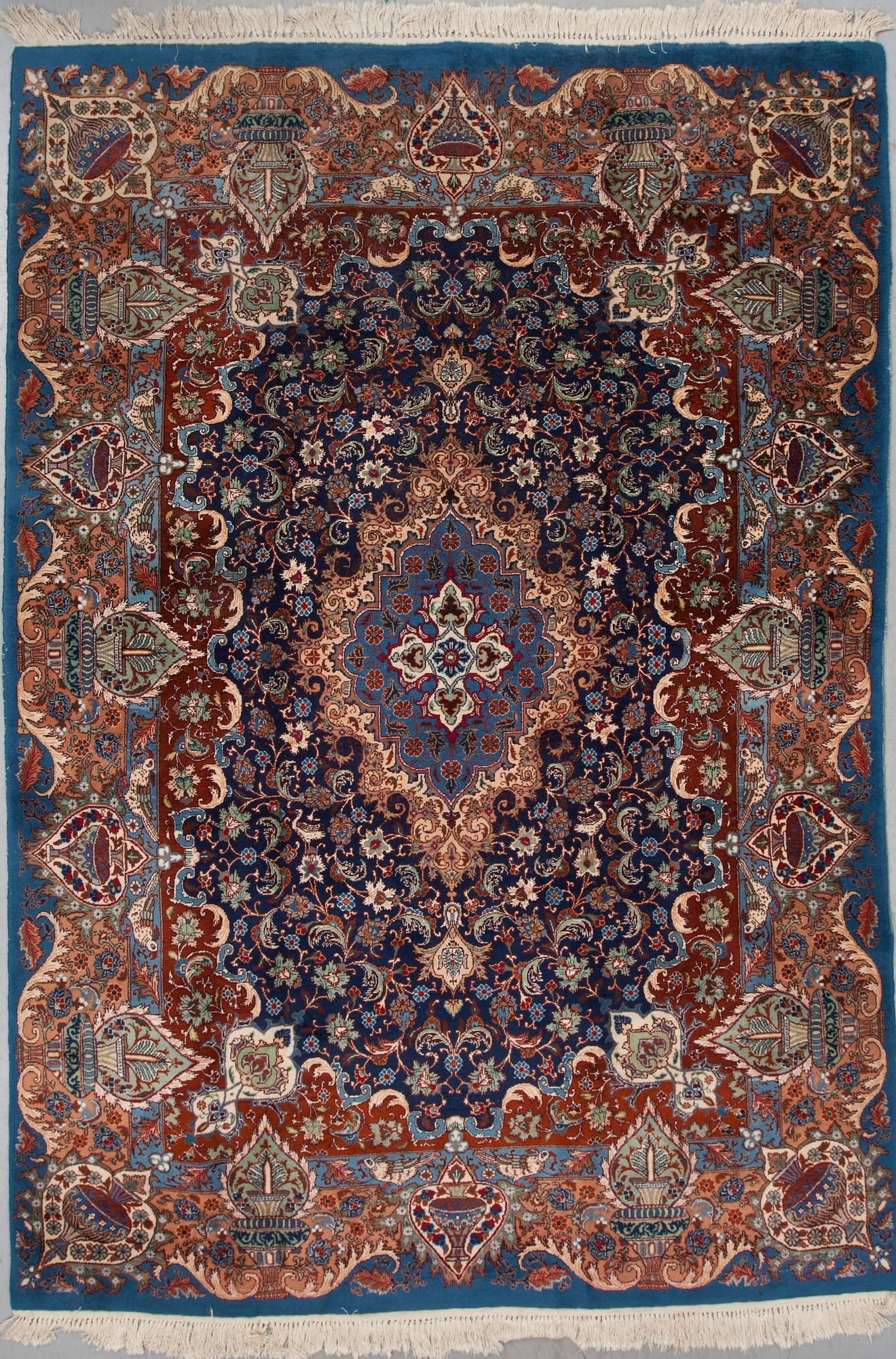 MATTA, old, Kashmar, ca 298 X 205 cm.