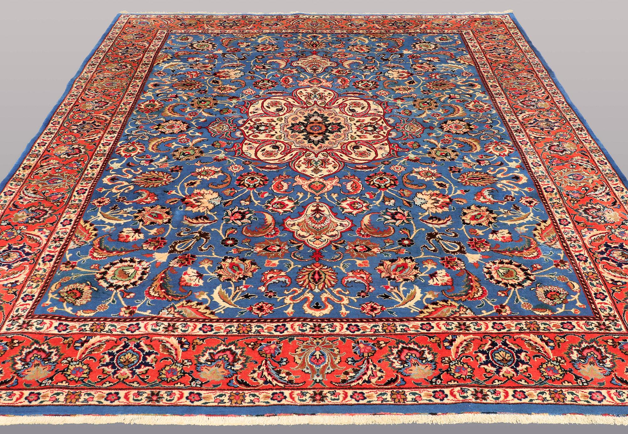 MATTA, Meshed, signerad, ca 324 x 255 cm.