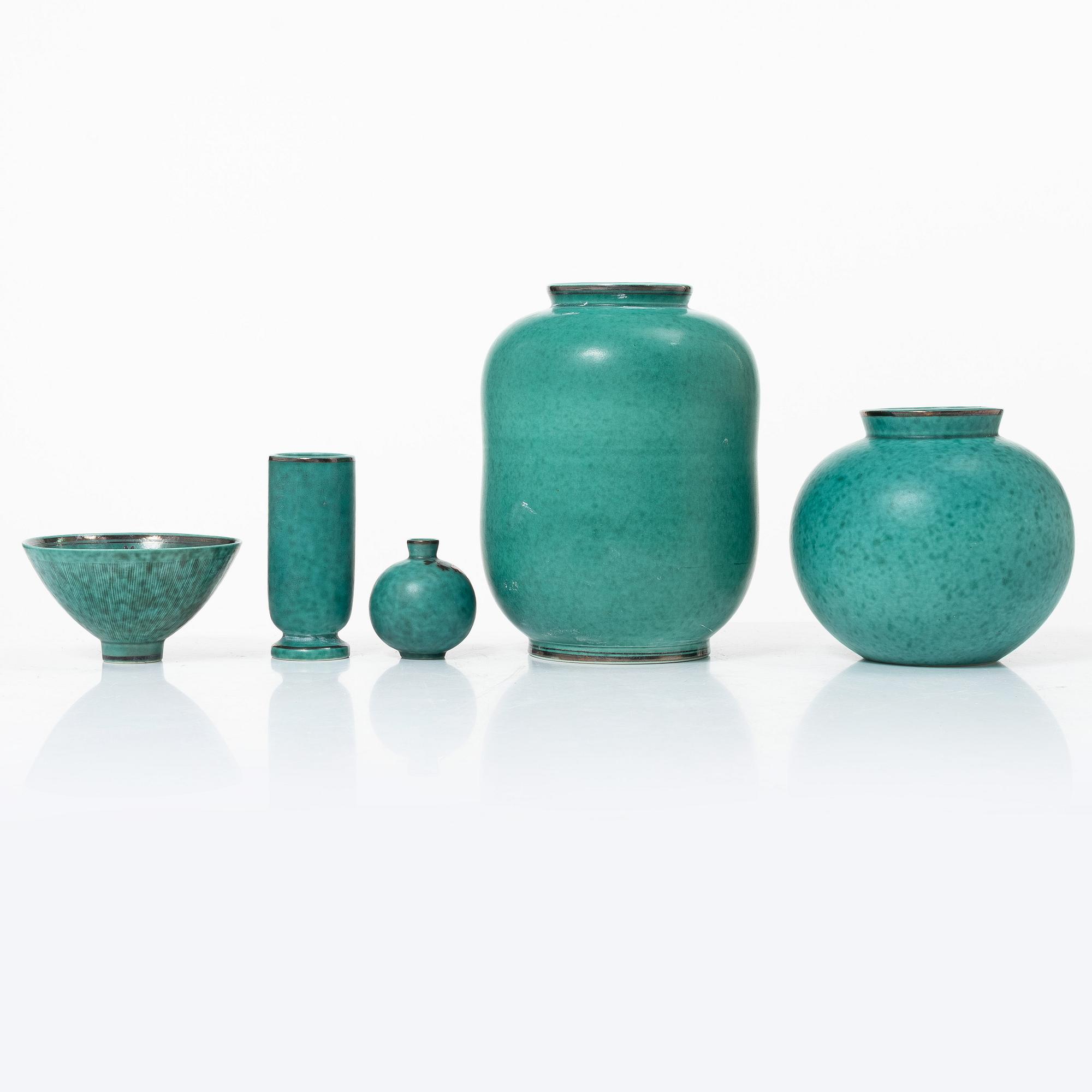 Wilhelm Kåge, A group lot of five Swedish 'Argenta' vessels, 20th century.