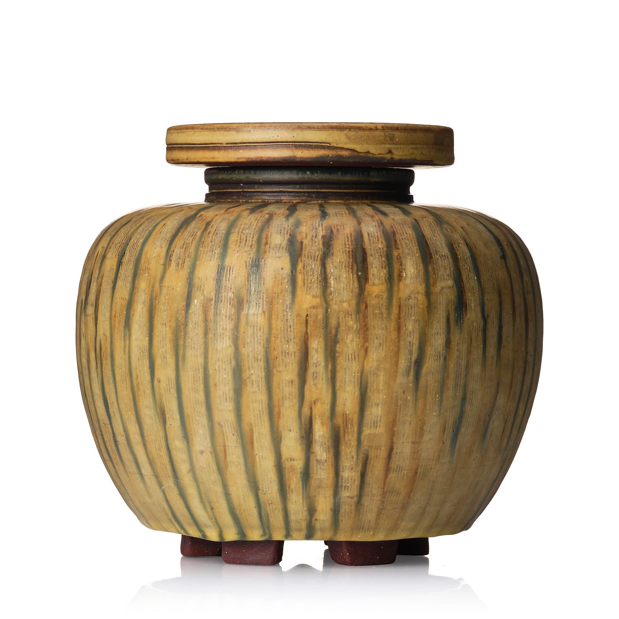 Wilhelm Kåge, a Farsta stoneware urn with cover, Gustavsberg Studio 1956.