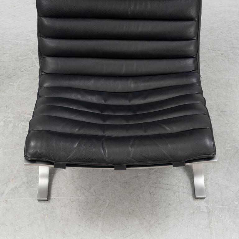 An 'Ari' easy chair by Arne Norell.