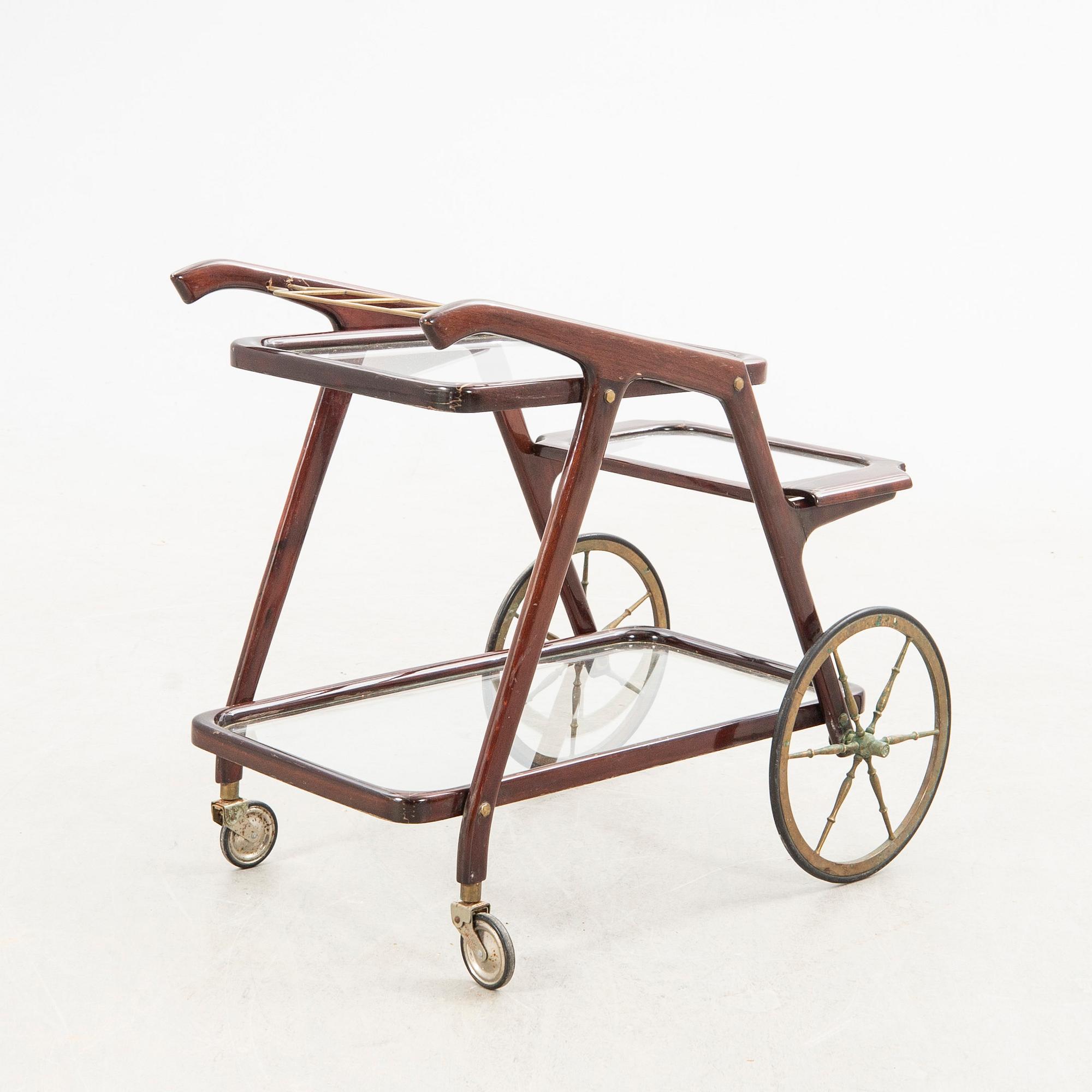 Serving cart, first half of the 20th century.