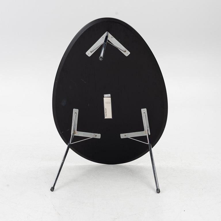 Arne Jacobsen, A table, “3603”, anniversary edition, Fritz Hansen, 2002.