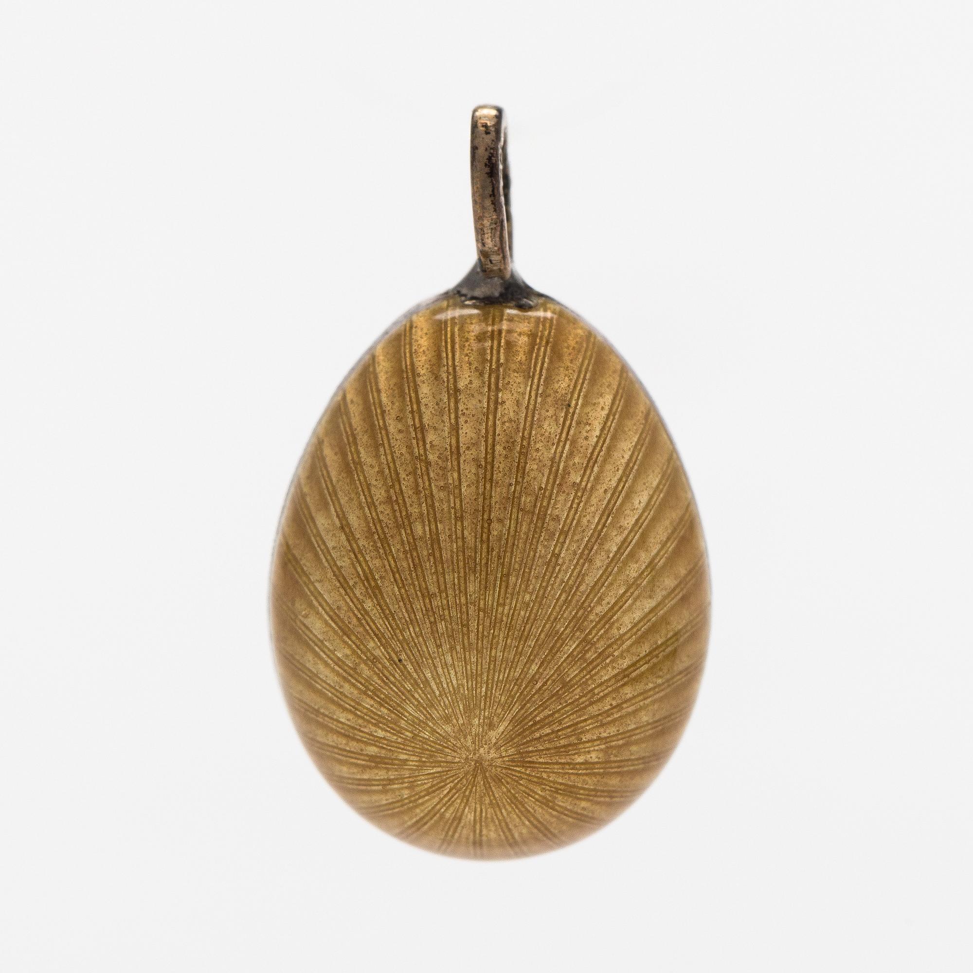 Hänge, ägg, beige emalj, silver, A. Tillander.