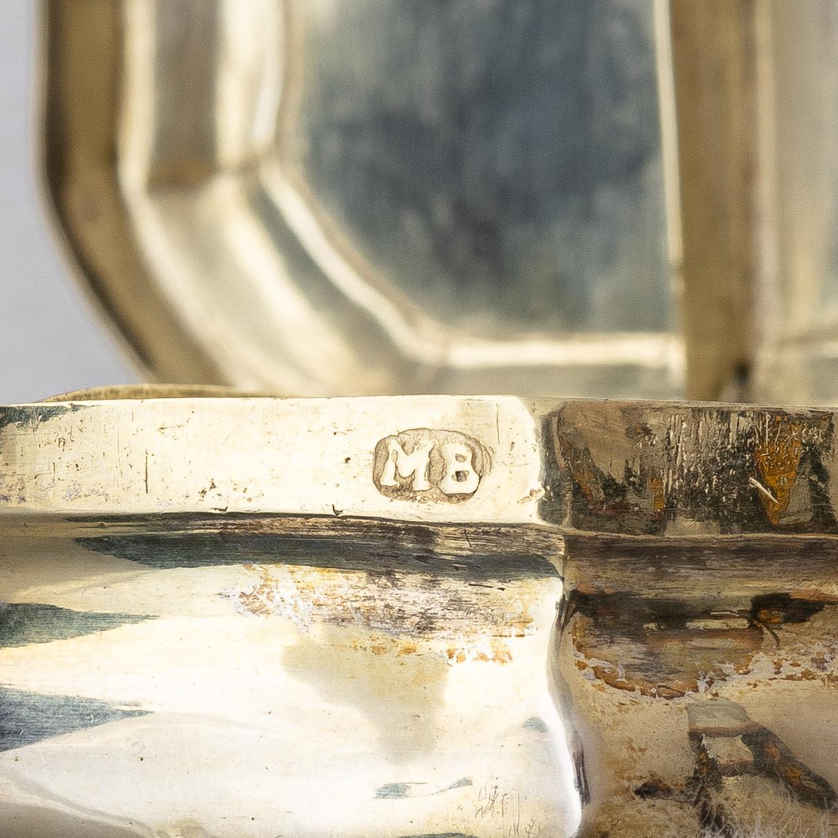 A German 18th century silver-gilt snuff-box, mark of Breuer Martin, Augsburg 1751.